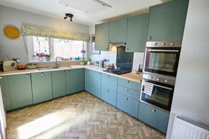 Photo 14- click for photo gallery